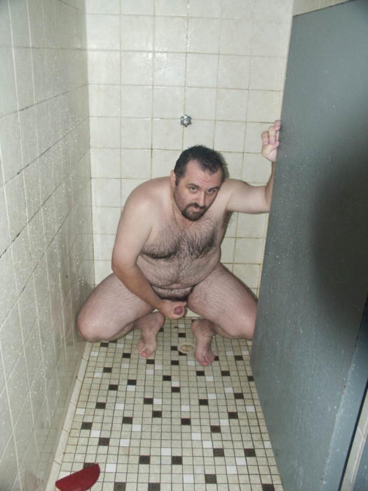 082